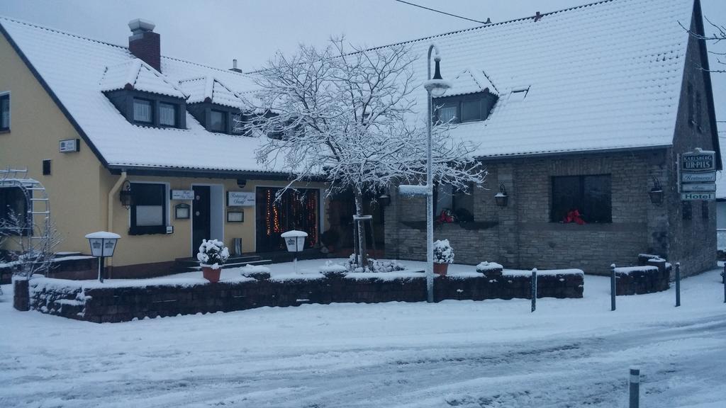 Hotel Am Markt Kleinblittersdorf Buitenkant foto